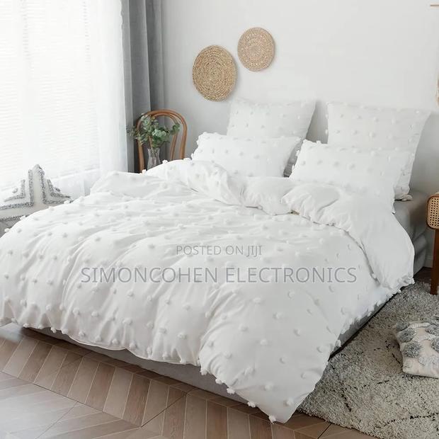 Luxury Tufted Dot Design Duvet Cover Set