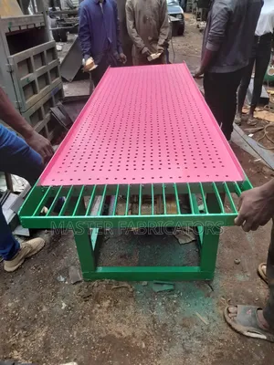 Vibrating Table