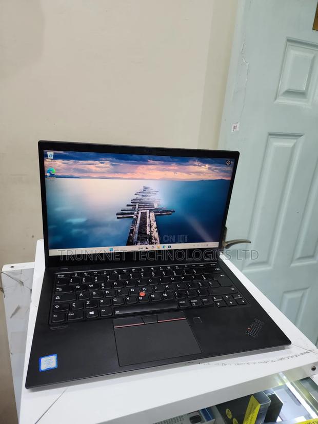 Laptop Lenovo ThinkPad X1 Carbon 16GB Intel Core i7 SSD 512GB - main view