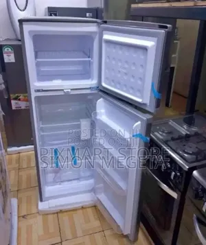 With Top Freezer Von 182l Fridge