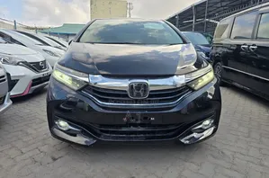 Honda Fit Shuttle 1.5 Hybrid 2WD 2019 Black