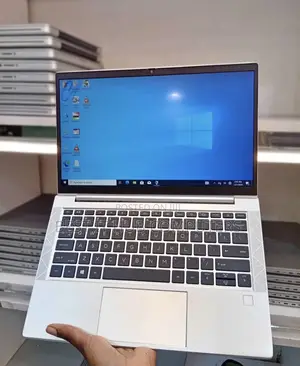 Laptop HP EliteBook 830 G8 16GB Intel Core i7 SSD 512GB