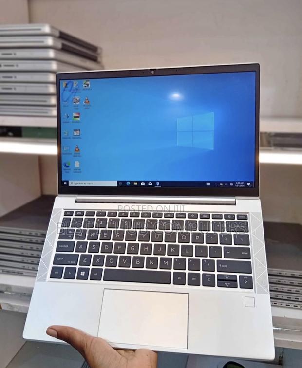 Laptop HP EliteBook 830 G8 16GB Intel Core i7 SSD 512GB - main view