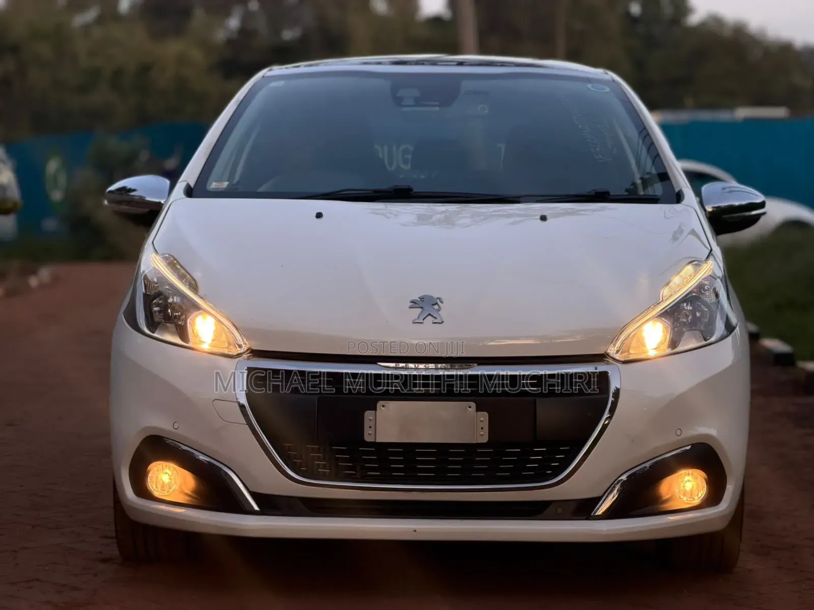 Peugeot 208 2018 White