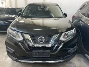 Nissan X-Trail 2.0 Petrol AWD 2019 Green