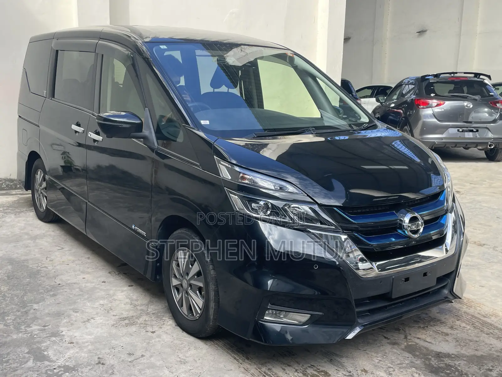 Nissan Serena 2019 Black