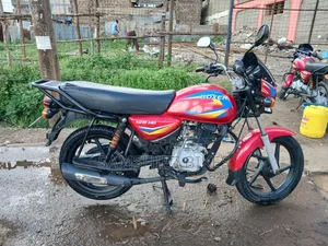 Bajaj Boxer 150 UG 2026 Red