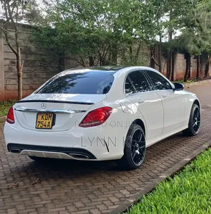 Mercedes-Benz C200 2016 White