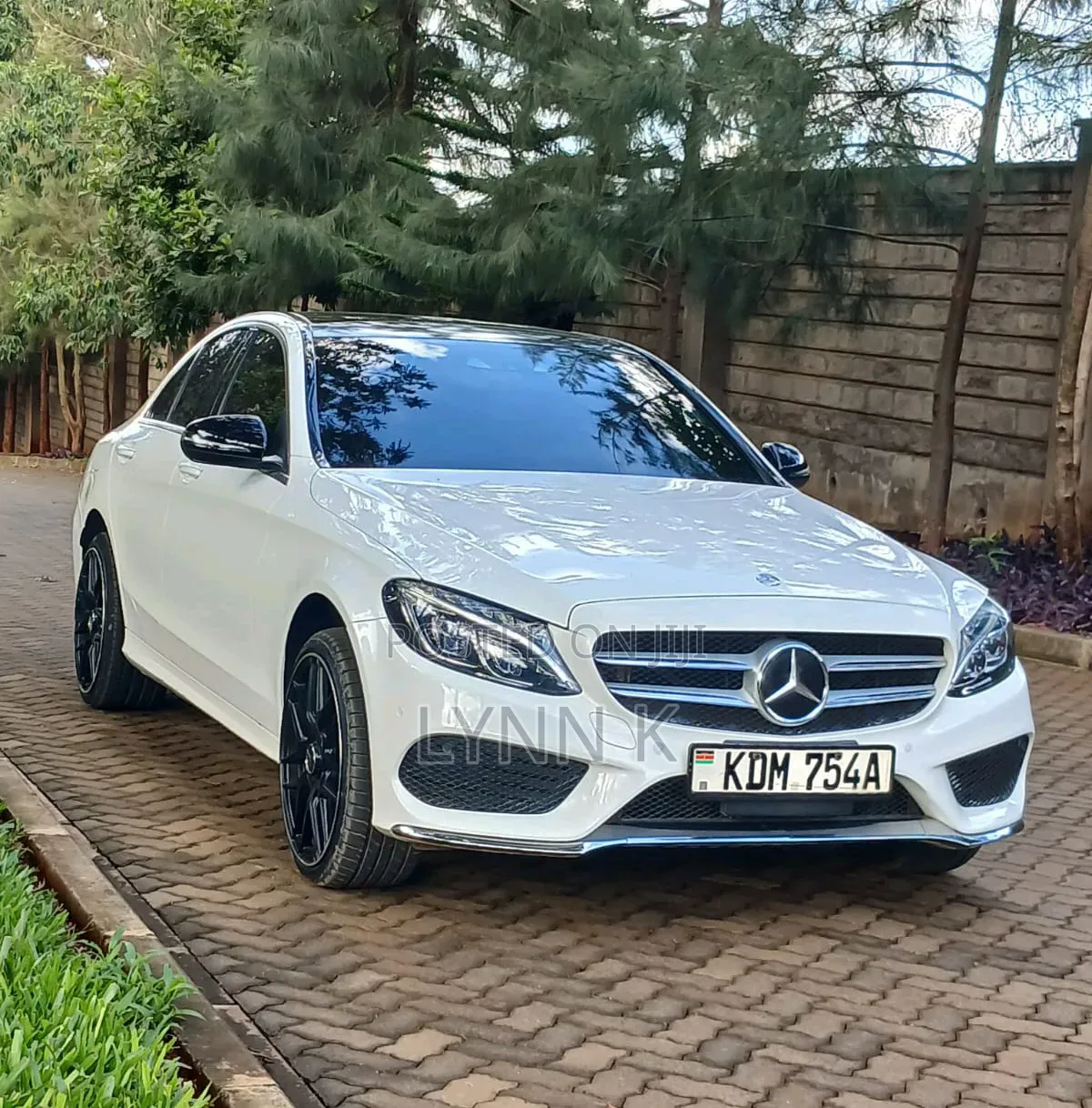 Mercedes-Benz C200 2016 White