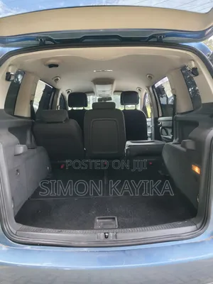 Volkswagen Touran 2014 Blue