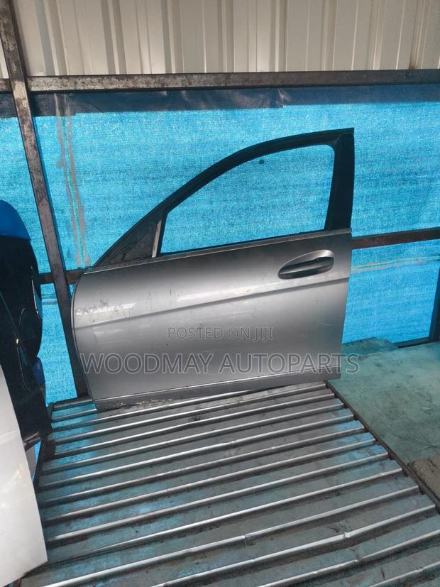 Mercedes C200 Front Door - main view