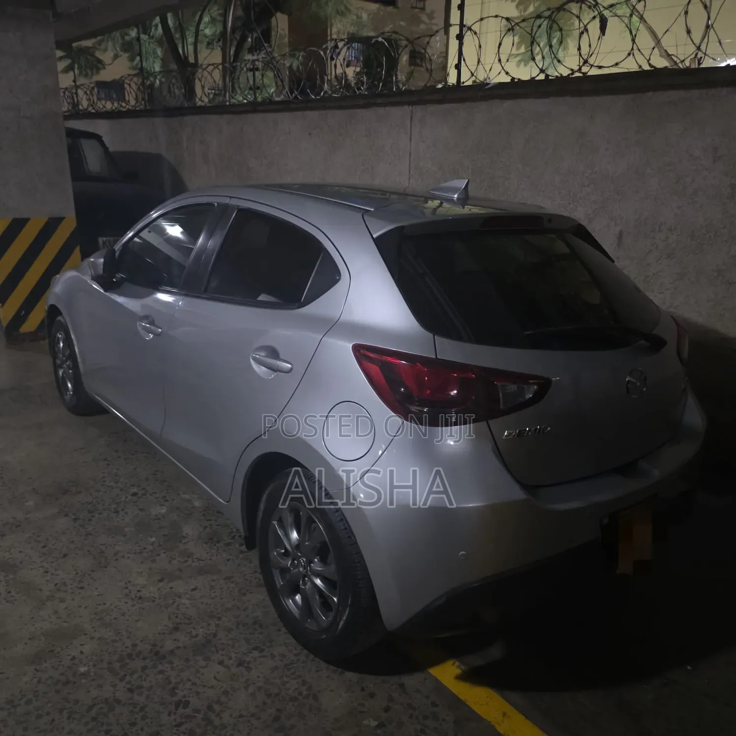 Mazda Demio 2018 Silver