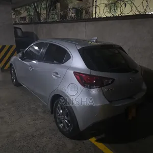 Mazda Demio 2018 Silver