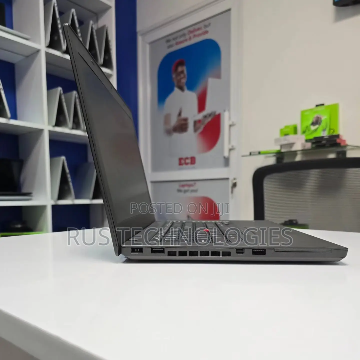 Laptop Lenovo ThinkPad T460 4GB Intel Core i3 SSD 256GB
