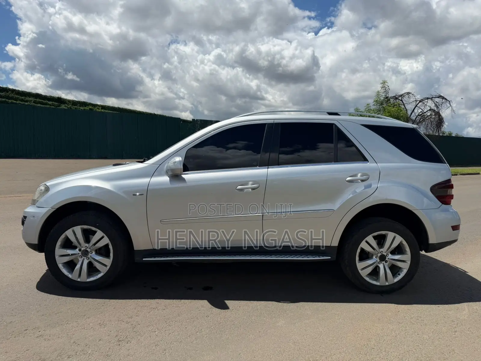 Mercedes-Benz M Class 2010 Silver