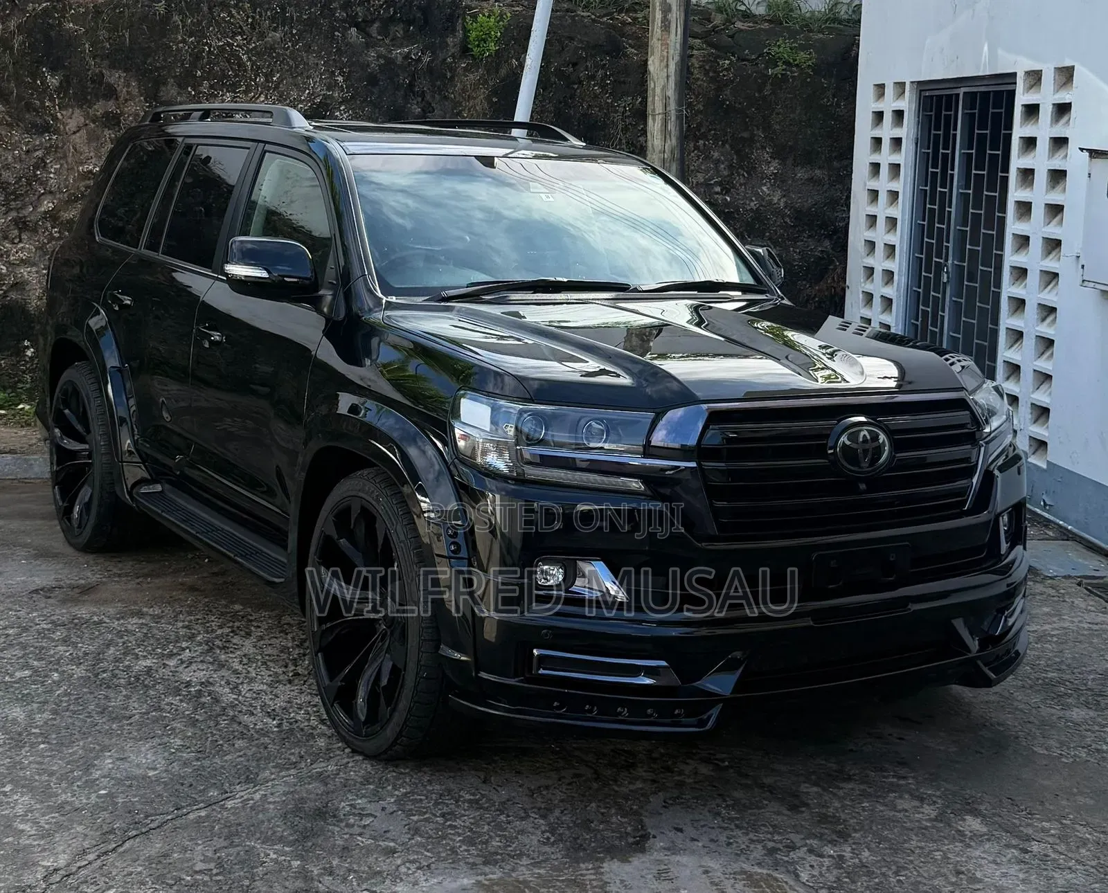 Toyota Land Cruiser 4.5 V8 VXR 2019 Black