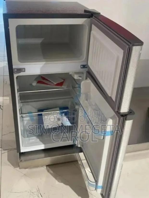 With 4shelves Roch 85l Fridge7