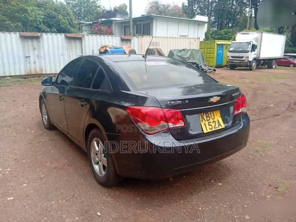 Chevrolet Cruze LS 2012 Blue