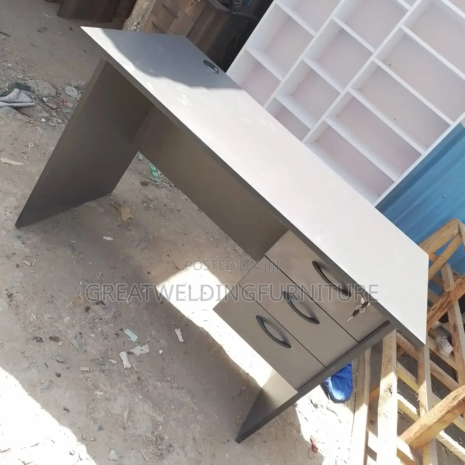 0.9m Executive Office Desk W