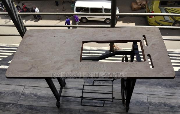 Butterfly-Sewing Machine Table - main view