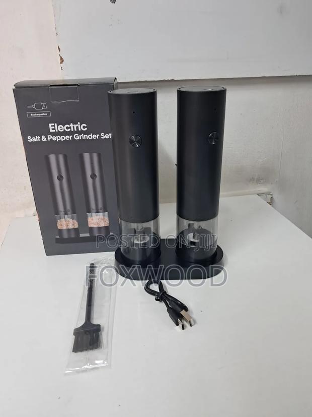2 in 1 Electric Pepper Grinder or Salt Mill, - thumbnail 2