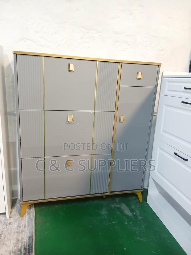 Modern C C Shoe Rack
