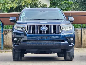 Toyota Land Cruiser Prado 2.8 2021 Blue