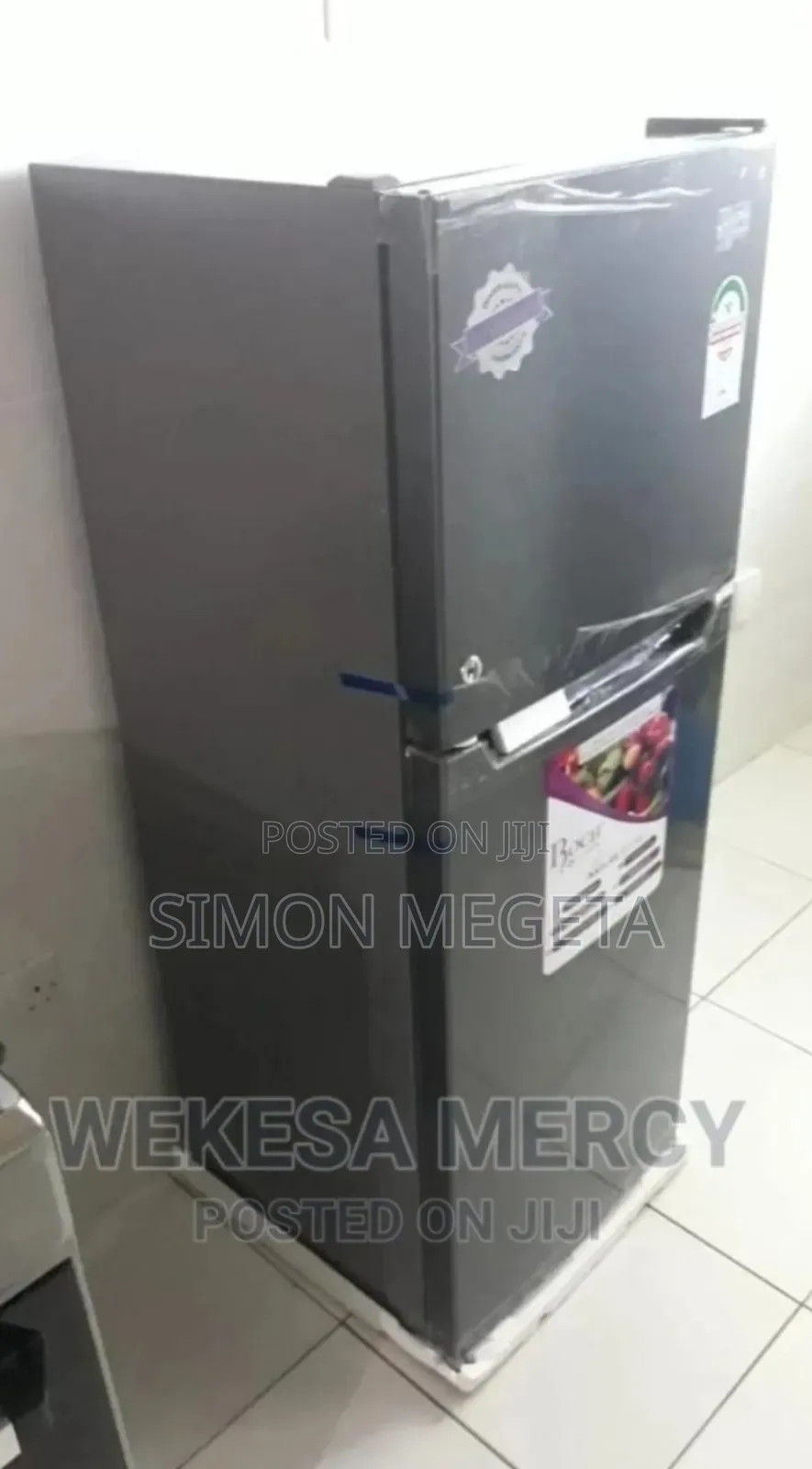 Dark Black New Roch 138l Fridge