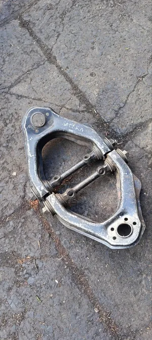 Upper Arms Nissan Sahara,Td27,Qd.