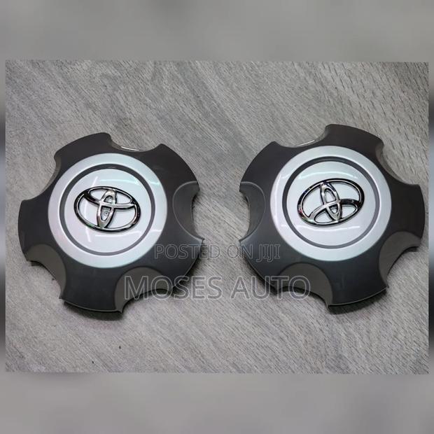 Land Cruiser V8 Rim/Wheels Center Caps