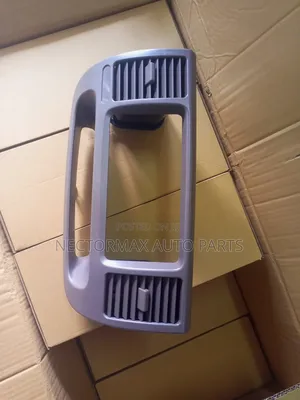 Camry 2005 Radio Console