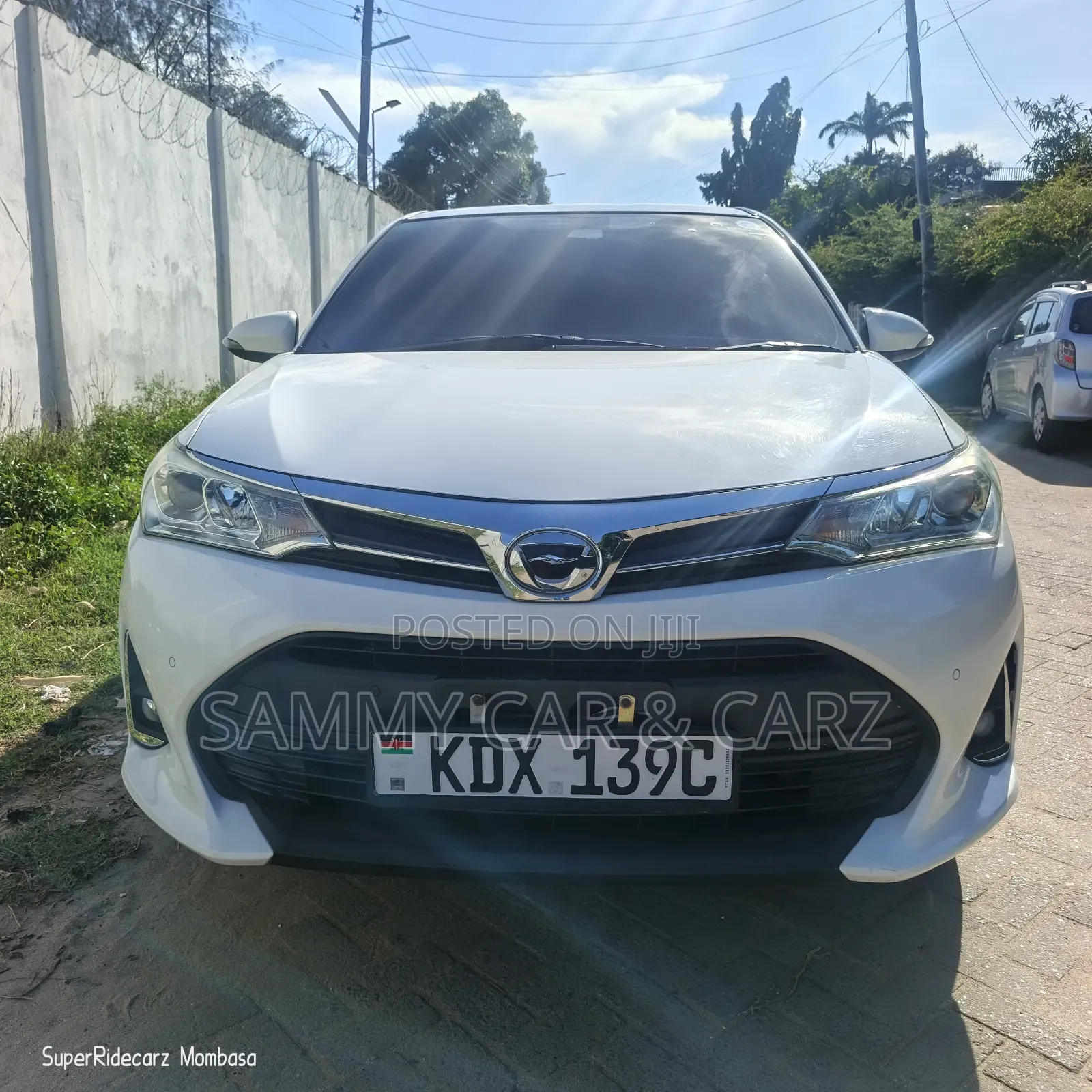 Toyota Corolla Fielder 1.5 Petrol AWD 2018 White