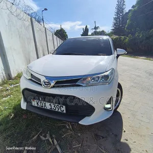 Toyota Corolla Fielder 1.5 Petrol AWD 2018 White