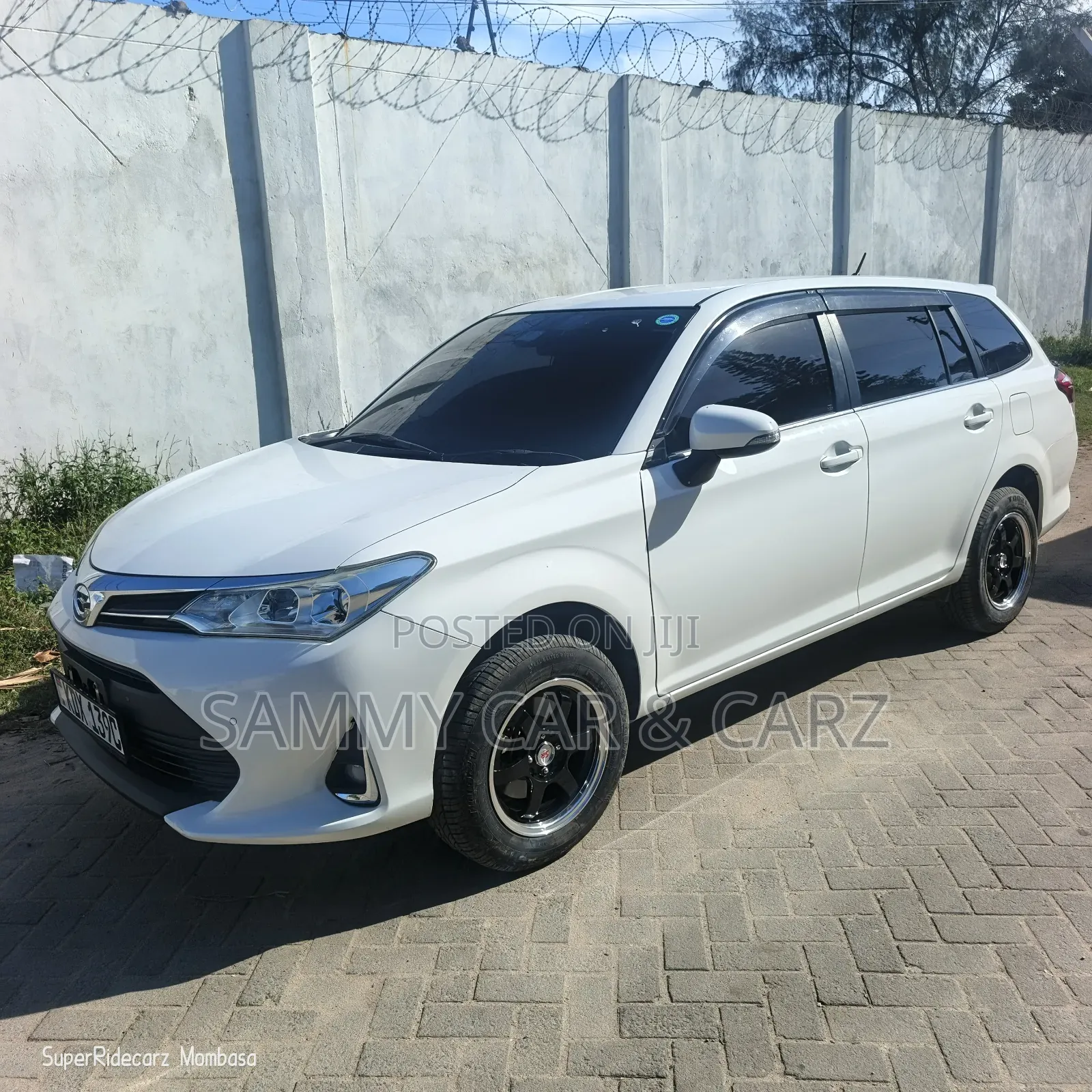 Toyota Corolla Fielder 1.5 Petrol AWD 2018 White