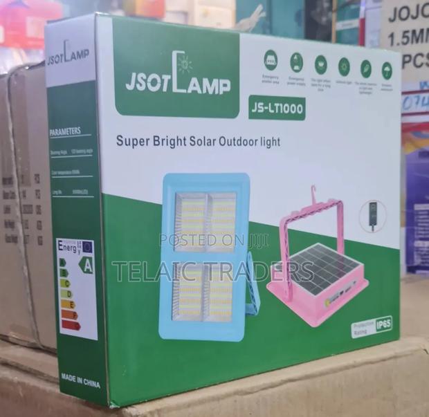 Super Bright Solar Outdoor Light - main view