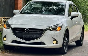 Mazda 2 2020 White