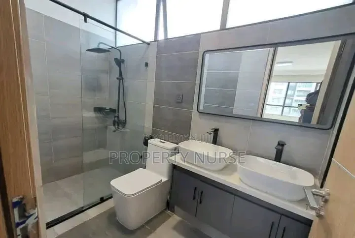 3bdrm Apartment in Gateway Mall Area for rent