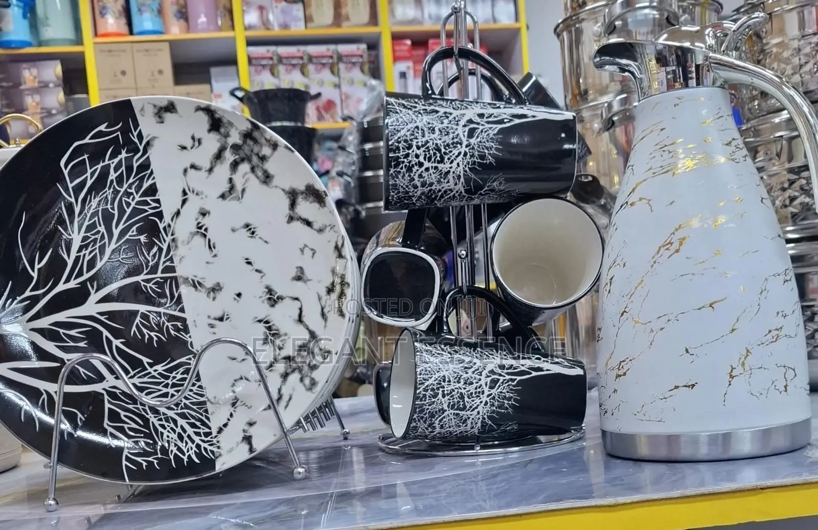 13pcs Dinner Set 6pcs Plates,6pcs Mugs,1pc Flask