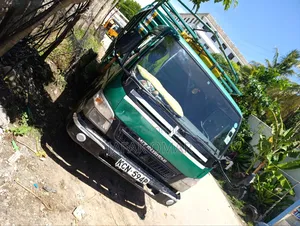 Selling Mitsubishi Canter