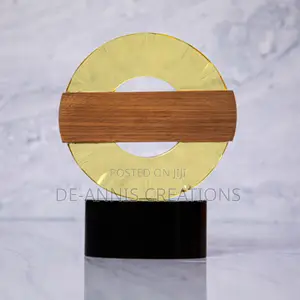 Premium Wood Crystal Curve