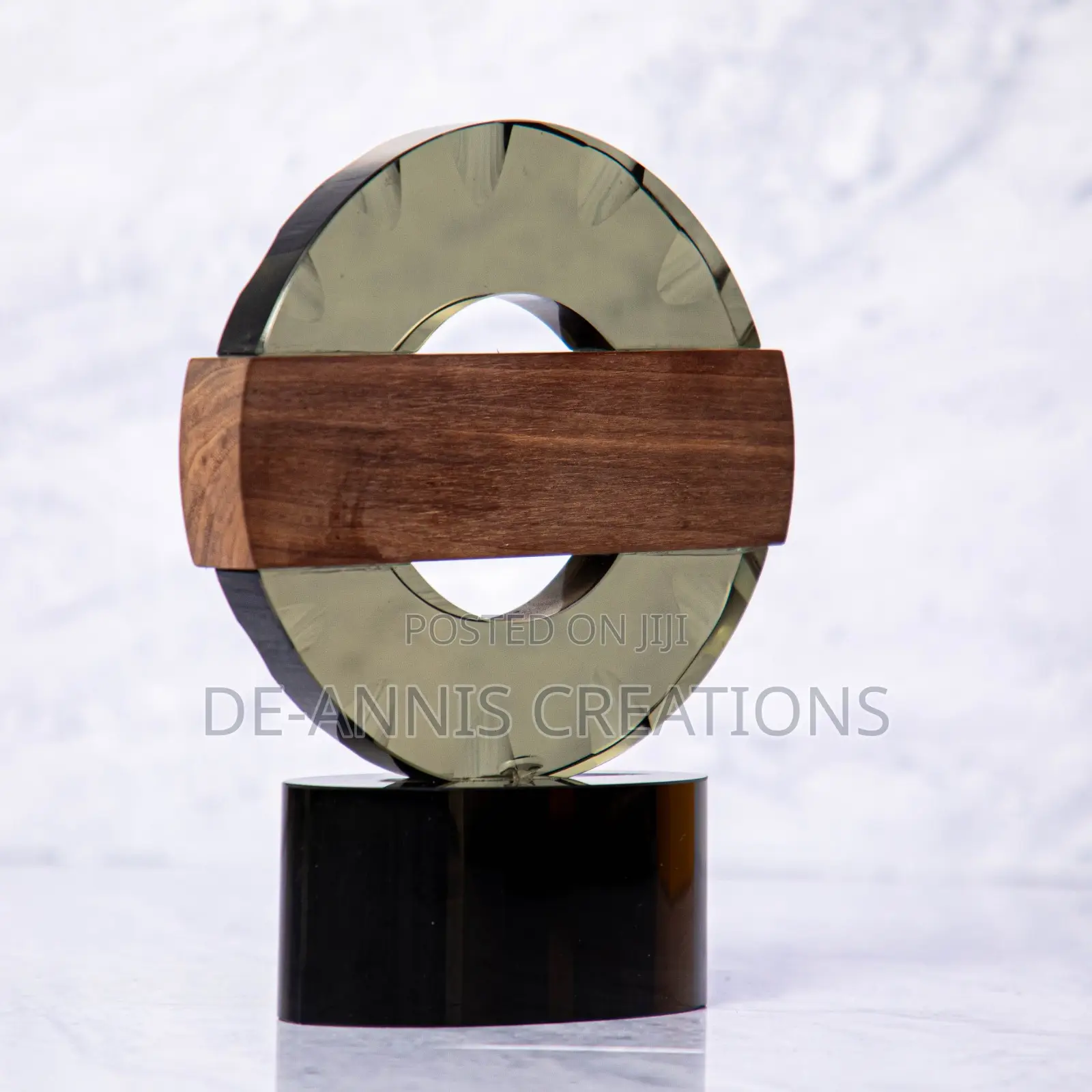 Premium Wood Crystal Curve