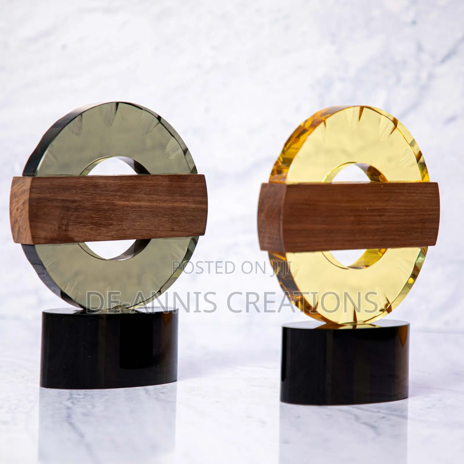 Premium Wood Crystal Curve