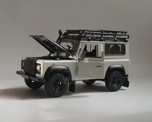 Land Rover Defender Diecast Model Car Scale 1/24