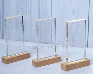 Ultra-Refined Glass Awards