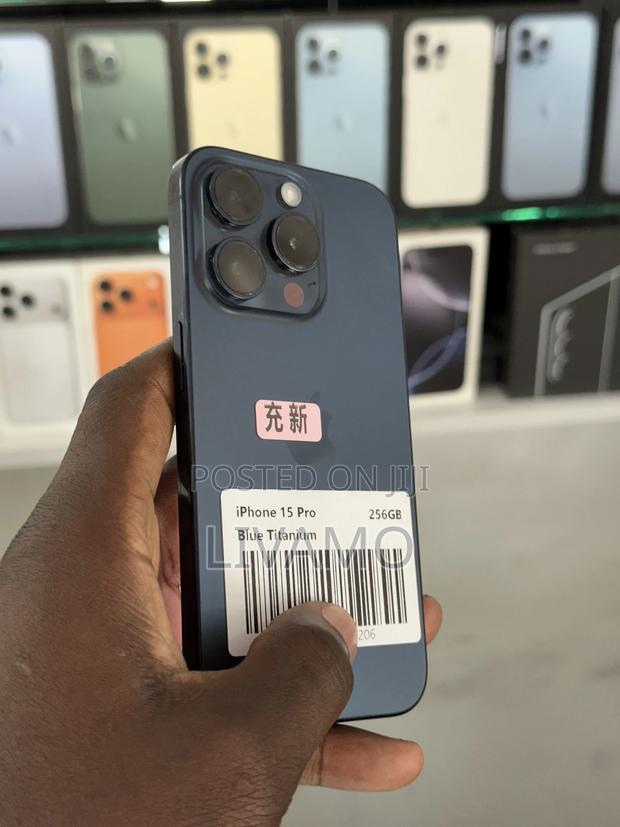 Apple iPhone 15 Pro 256 GB