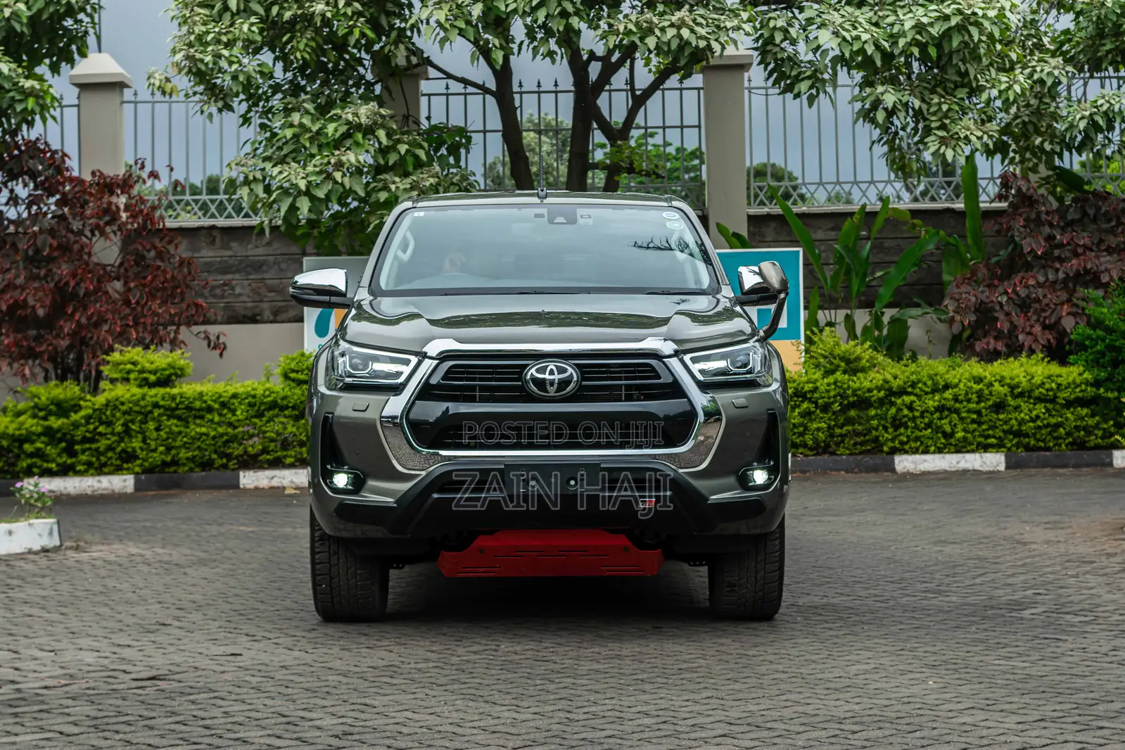 Toyota Hilux 2021 Brown