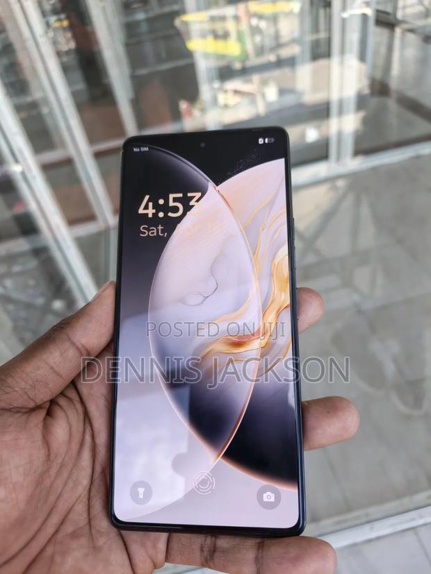 Tecno Camon 30 256 GB Black - thumbnail 2