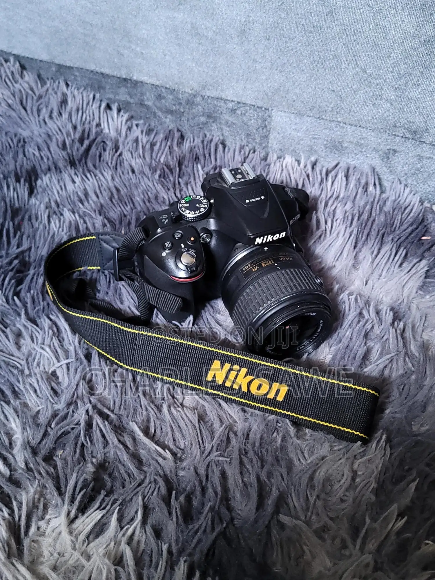 Nikon D5300 Kit + Godox X2t Trigger, Bag, Charger + Extras