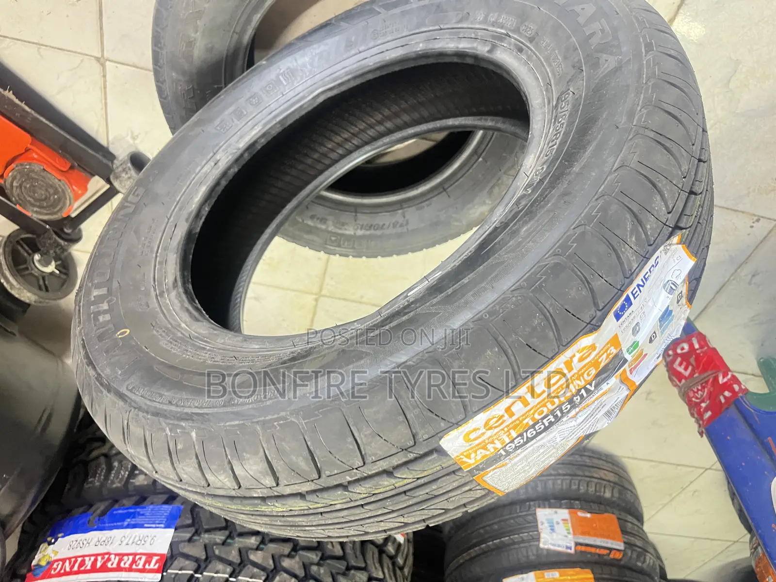 195/65r15 Centara