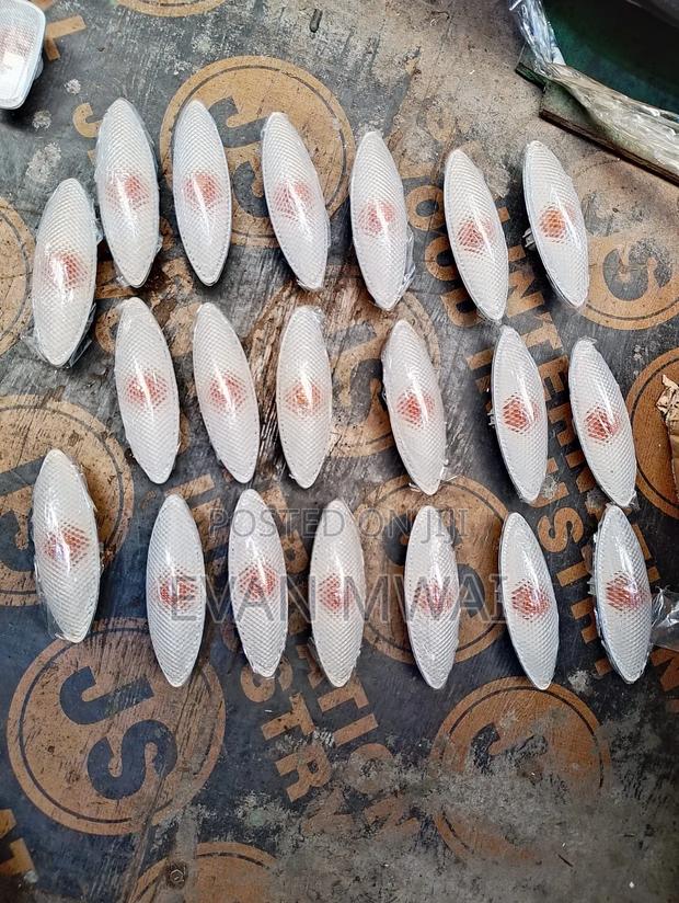 Wing Lamps Vitz 2002